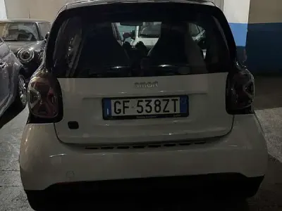 Usata Smart ForTwo Coupé Passion 41 kW (56 CV) 2021 Utilitaria