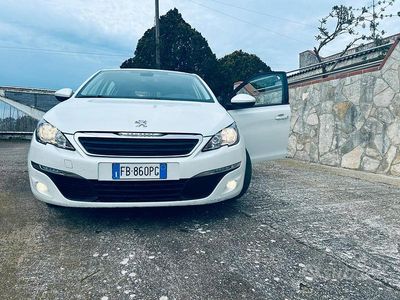 Usata Peugeot 308 99 CV (72 kW) 2016 Bianco Berlina