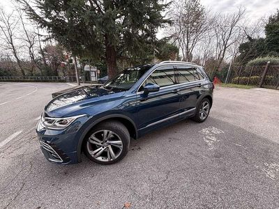 Usata VW Tiguan Life 150 CV (110 kW) 2024 Blu/azzurro SUV