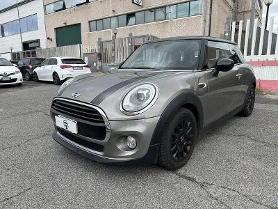 Käytetty Mini Cooper D Hype 116 HP (85 kW) 2018 Harmaa Viistoperä
