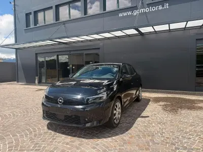 Usata Opel Corsa Edition 101 CV (74 kW) 2025 Nero Utilitaria