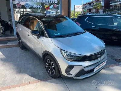 Usata Opel Crossland X Elegance 131 CV (96 kW) 2024 Grigio SUV
