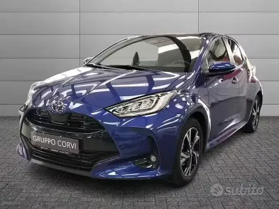 Nuova Toyota Yaris Hybrid Trend 116 CV (85 kW) 2025 Blu/azzurro Berlina