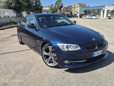 Usata BMW 320 Cabriolet 184 CV (135 kW) 2010 Bluazzurro Cabrio