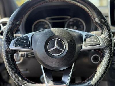 Usata Mercedes B180 109 CV (80 kW) 2016 Nero Monovolume