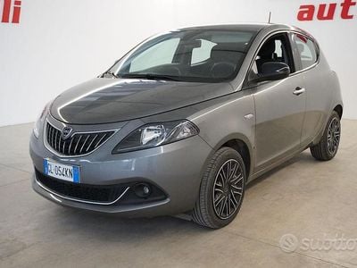 Usata Lancia Ypsilon S 69 CV (50 kW) 2022 Grigio Utilitaria