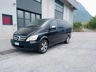 Usata Mercedes Viano 163 CV (119 kW) 2011 Nero Monovolume