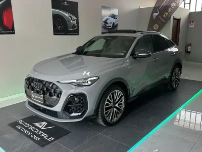 Nuova Audi Q5 Sportback S-Line 203 CV (149 kW) 2026 Grigio SUV