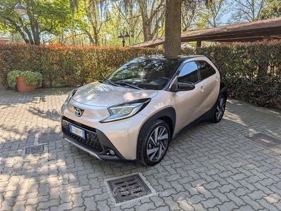 Brugt Toyota Aygo Lounge 72 HK (52 kW) 2024 Grå