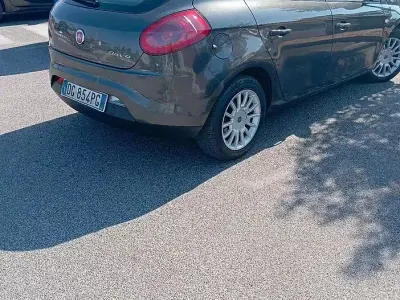 Usata Fiat Bravo Active 120 CV (88 kW) 2007 Marrone Utilitaria