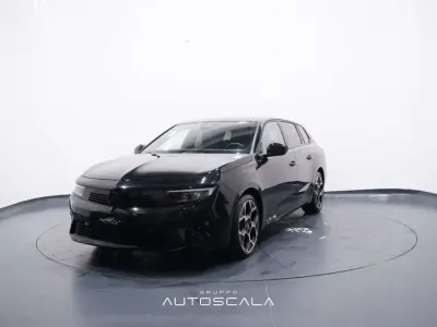 Usata Opel Astra 131 CV (96 kW) 2024 Carbon black Utilitaria