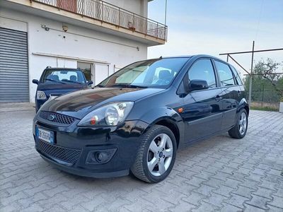 usata Ford Fiesta 1.2 5p. Titanium