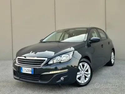 Usata Peugeot 308 Active 116 CV (85 kW) 2015 Grigio Berlina