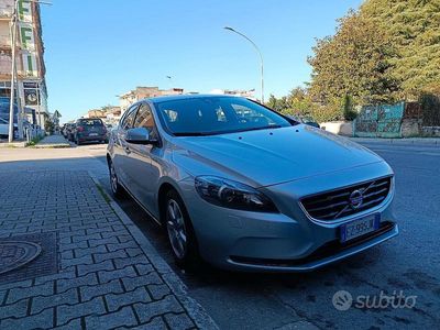 Occasion Volvo V40 115 ch (84 kW) 2015 Gris Berline