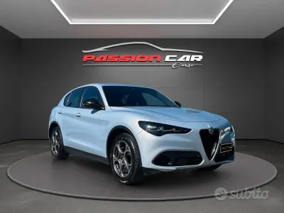 Usata Alfa Romeo Stelvio Sprint 160 CV (117 kW) 2023 Grigio SUV