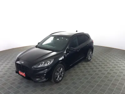 Usata Ford Kuga 152 CV (111 kW) 2023 Agate black SUV