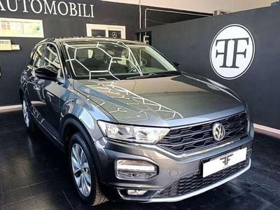 Usata VW T-Roc Advance 116 CV (85 kW) 2019 Grigio SUV