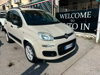 Usata Fiat Panda Lounge 84 CV (61 kW) 2014 Beige Utilitaria