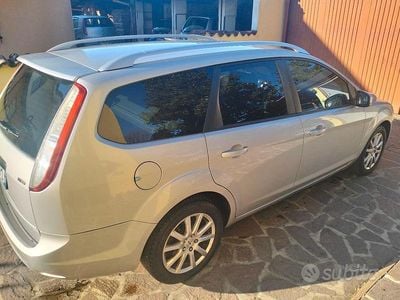 Usata Ford Focus Titanium 90 CV (66 kW) 2009 Grigio Station wagon