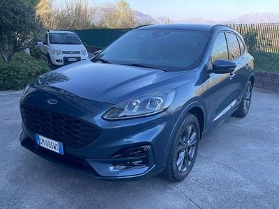 Usata Ford Kuga ST-Line X 120 CV (88 kW) 2023 Chrome blue SUV