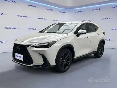 Nuova Lexus NX450h+ 147 CV (108 kW) 2026 Bianco SUV