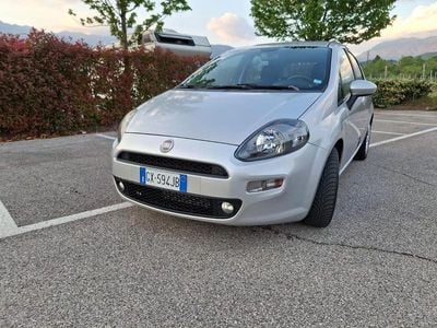 Brugt Fiat Punto Lounge 75 HK (55 kW) 2014 Sølv Hatchback