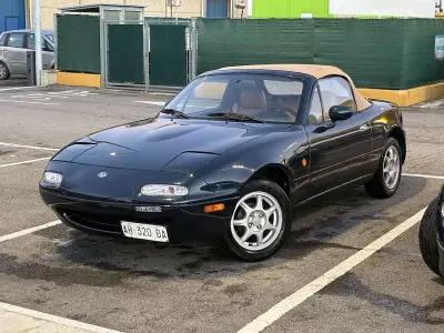 Usata Mazda MX5 Edition 90 CV (66 kW) 1996 Bluazzurro Cabrio