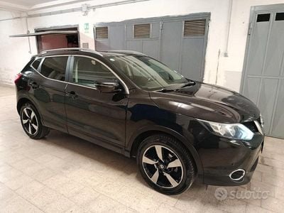 Usata Nissan Qashqai N-Connecta 115 CV (84 kW) 2016 Nero SUV