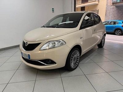 Bianco Usata 2017 Lancia Ypsilon Gold Utilitaria | 9500 € (Buon prezzo)