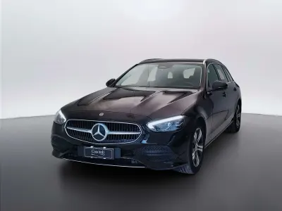 Usata Mercedes C220 200 CV (147 kW) 2021 Nero Station wagon