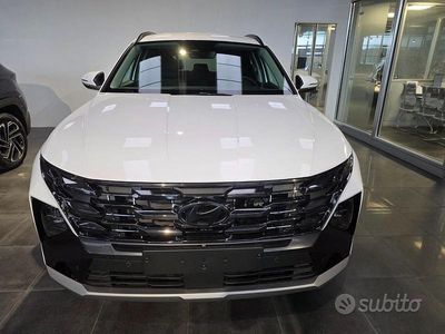 Nuova Hyundai Tucson 179 CV (131 kW) 2025 Bianco SUV