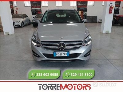 Usata Mercedes B180 109 CV (80 kW) 2016 Grigio Monovolume