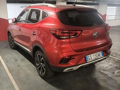 Usata MG ZS 106 CV (77 kW) 2024 Rosso Berlina