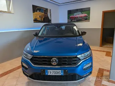 Usata VW T-Roc Style 116 CV (85 kW) 2019 Blu SUV