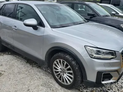 Usata Audi Q2 Design 116 CV (85 kW) 2018 Grigio SUV