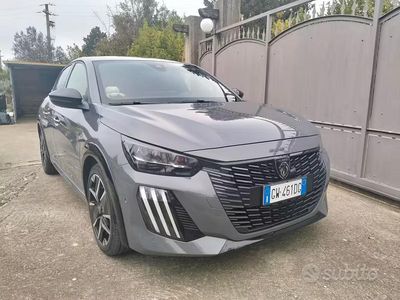 Usata Peugeot 208 136 CV (100 kW) 2024 Grigio Utilitaria