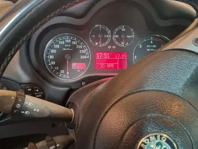 Occasion Alfa Romeo 147 140 PK (102 kW) 2004 Grijs Hatchback