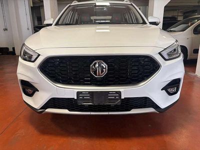 Usata MG ZS Luxury 106 CV (77 kW) 2024 Bianco SUV