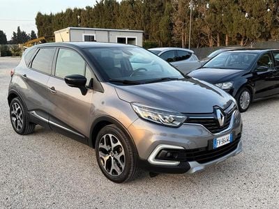 Usata Renault Captur Bose Edition 110 CV (80 kW) 2018 Grigio SUV