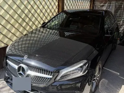 Usata Mercedes 180 Premium 109 CV (80 kW) 2017 Nero Berlina