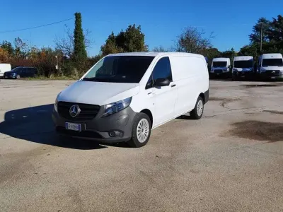 Usata Mercedes e-Vito 85 kW (116 CV) 2023 Bianco Furgone