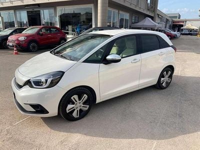 Usata Honda Jazz Executive 98 CV (72 kW) 2022 Platimun white Utilitaria