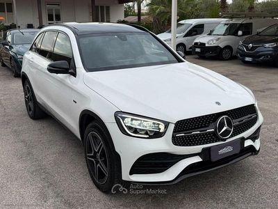 Usata Mercedes GLC300e Premium 194 CV (142 kW) 2021 Bianco SUV