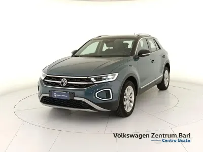 Usata VW T-Roc Style 116 CV (85 kW) 2025 Blu SUV