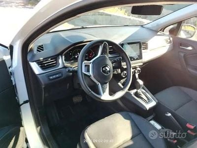 Usata Renault Captur 145 CV (106 kW) 2021 Bianco SUV