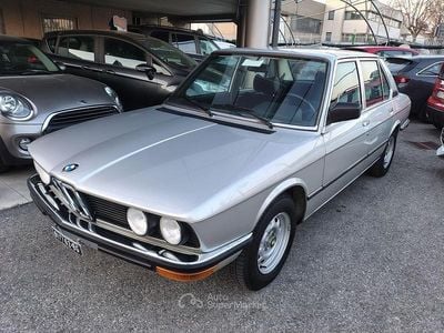 Usata BMW 518 90 CV (66 kW) 1981 Argento Berlina
