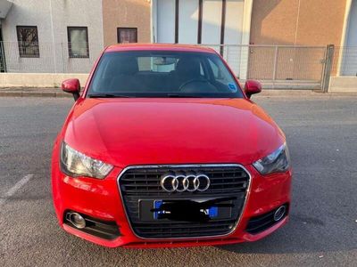 usata Audi A1 1.6 tdi Attraction c/clima 90cv NEOPATENTATI