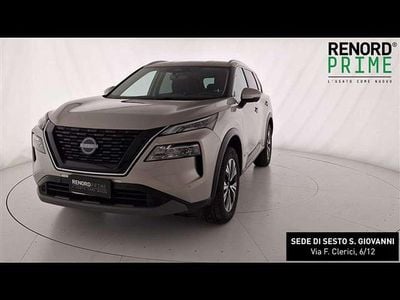 Usata Nissan X-Trail N-Connecta 158 CV (116 kW) 2022 Oro SUV