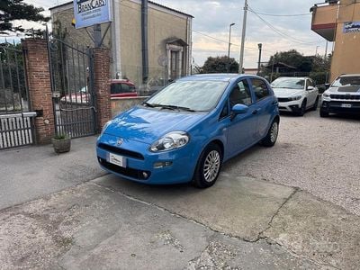 Usata Fiat Punto 95 CV (69 kW) 2018 Blu Utilitaria