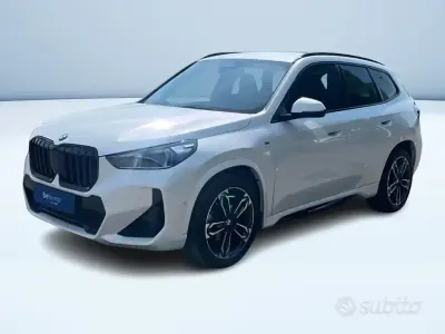Begagnad BMW X1 M Sport 136 HK (100 kW) 2024 Vit SUV